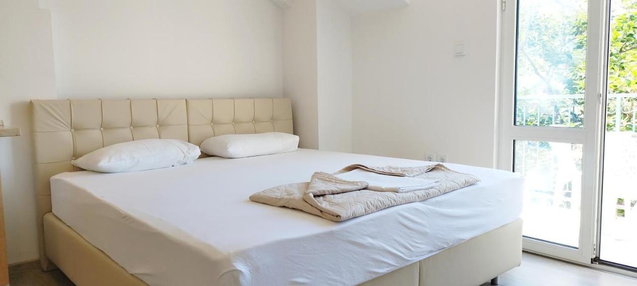Villa Boka Sunrise Apartments Herceg Novi Cameră foto