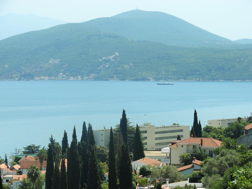 Villa Boka Sunrise Apartments Herceg Novi Exterior foto